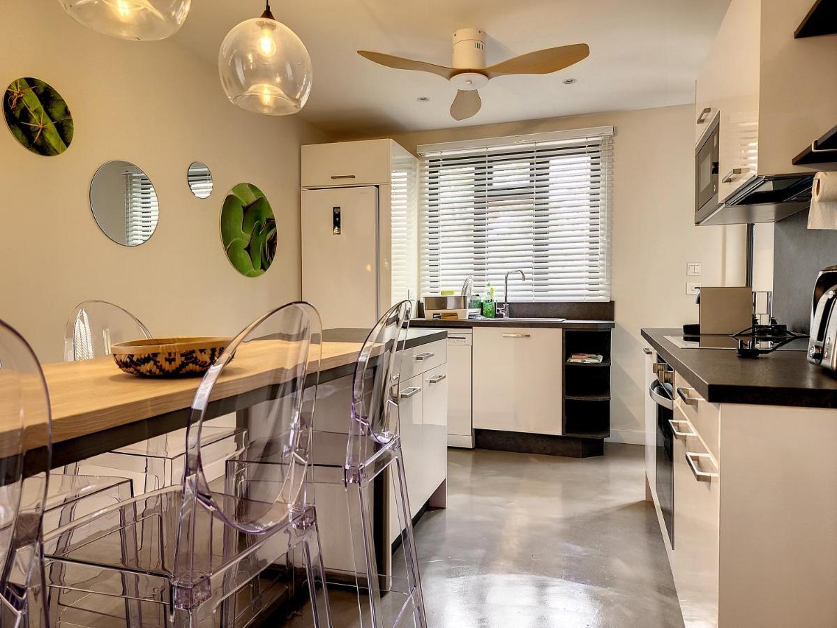 Sunkissed - Brand New Beach Apartment Located 50M From Beach Flic-en-Flacq 外观 照片