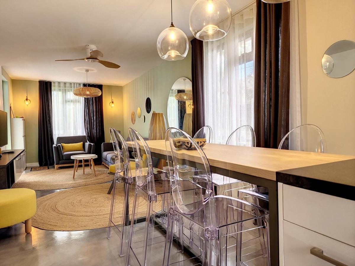 Sunkissed - Brand New Beach Apartment Located 50M From Beach Flic-en-Flacq 外观 照片