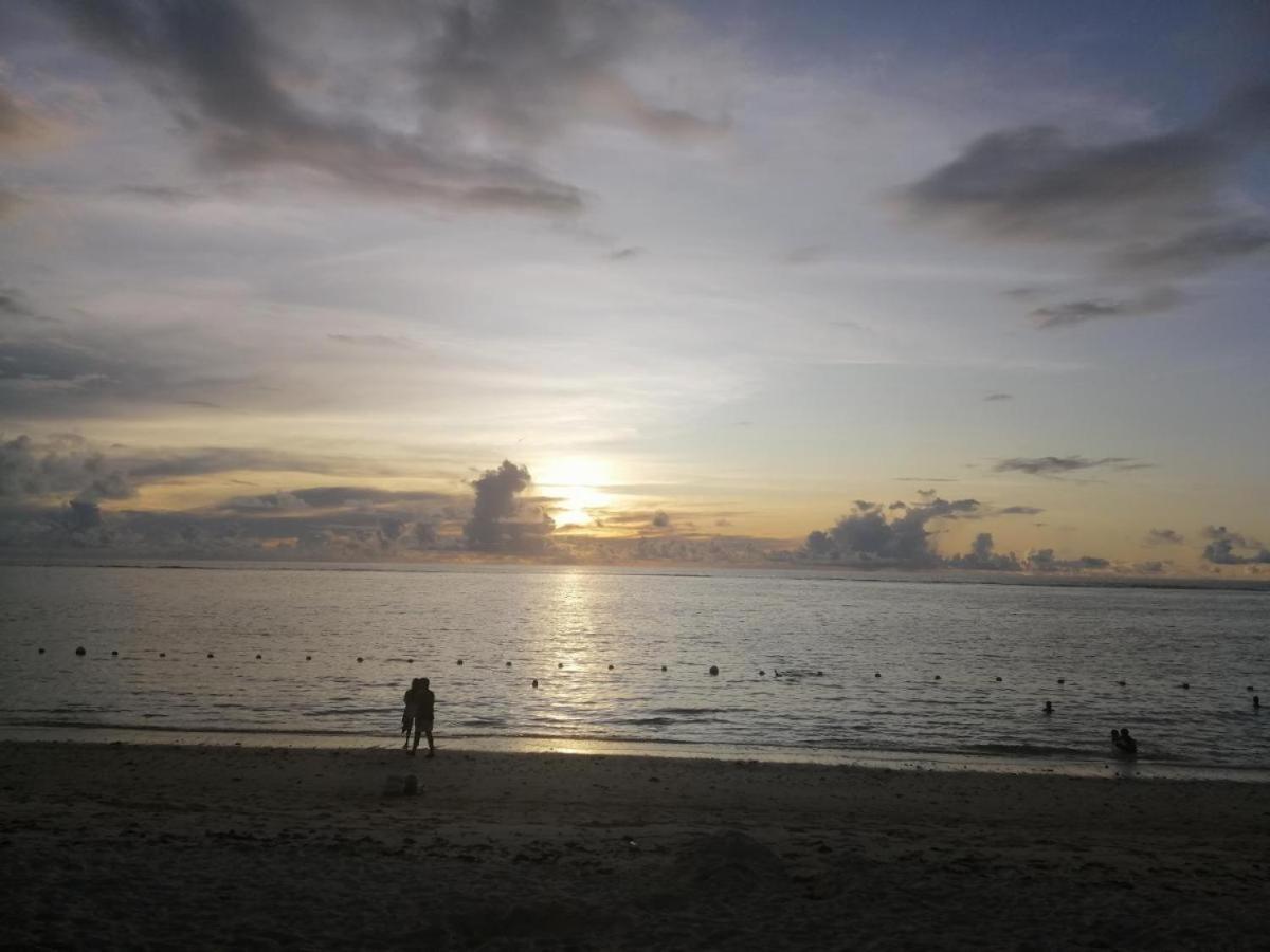 Sunkissed - Brand New Beach Apartment Located 50M From Beach Flic-en-Flacq 外观 照片