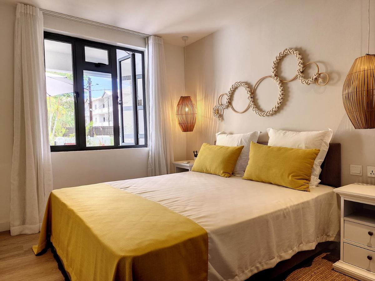 Sunkissed - Brand New Beach Apartment Located 50M From Beach Flic-en-Flacq 外观 照片